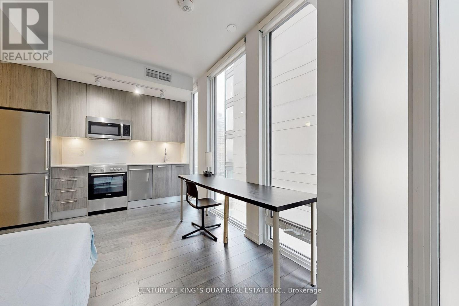 1501 - 28 Wellesley Street E, Toronto, Ontario  M4Y 0C4 - Photo 17 - C13609078