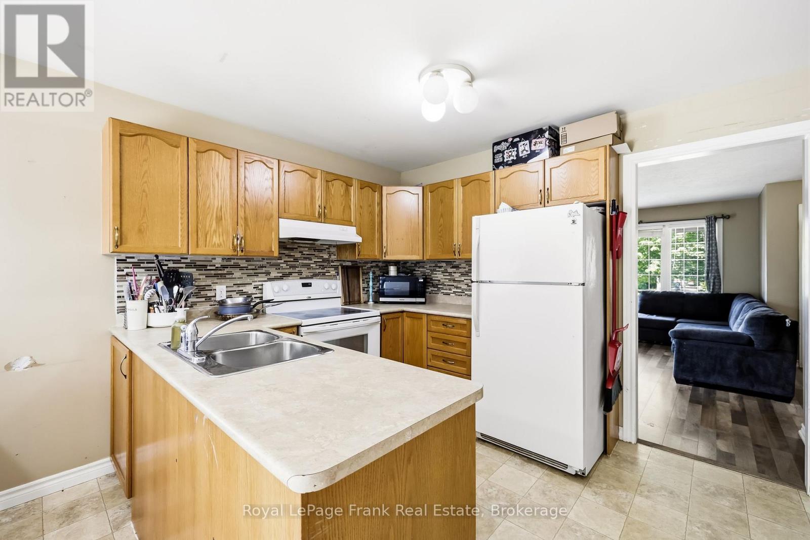 9 Durham Street W, Kawartha Lakes, Ontario  K9V 2P3 - Photo 12 - X13608928
