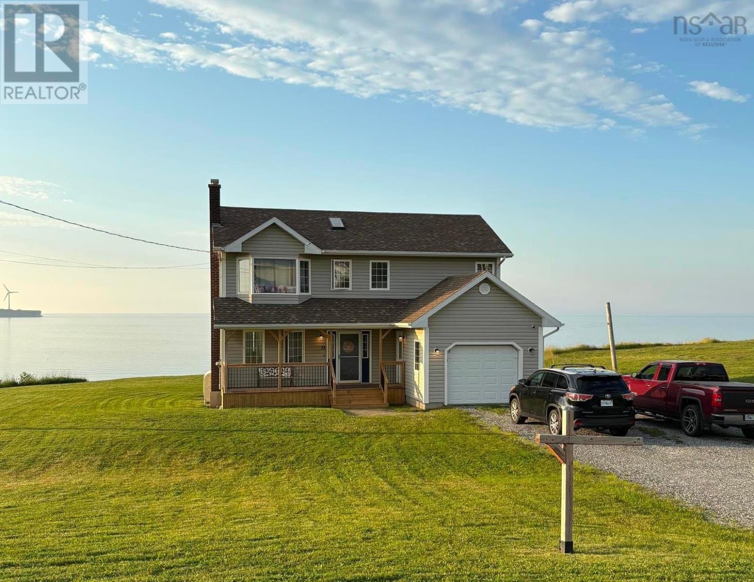 33 Turnbull Street, Dominion, Nova Scotia