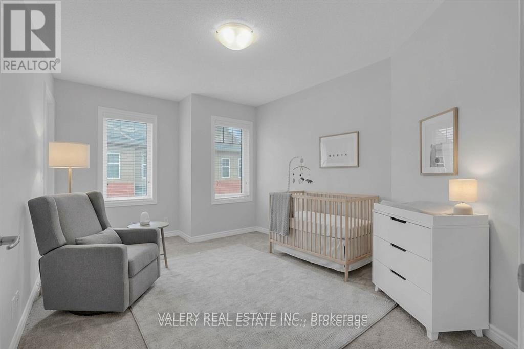 2500 Hill Rise Court, Oshawa, Ontario  L1L 0M6 - Photo 5 - E13608966