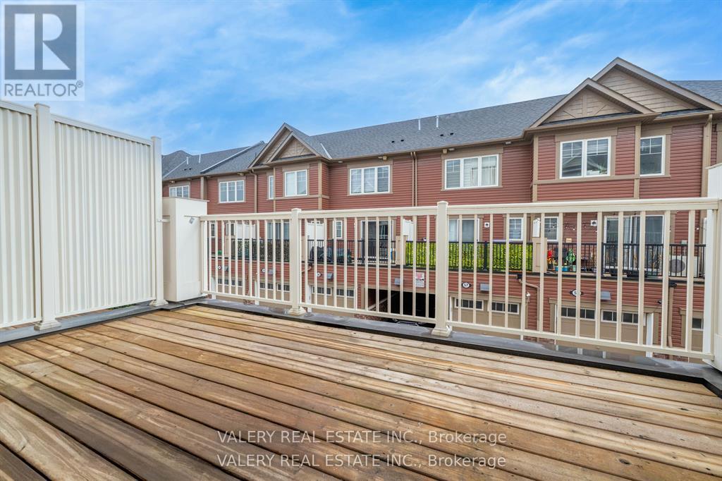 2500 Hill Rise Court, Oshawa, Ontario  L1L 0M6 - Photo 7 - E13608966