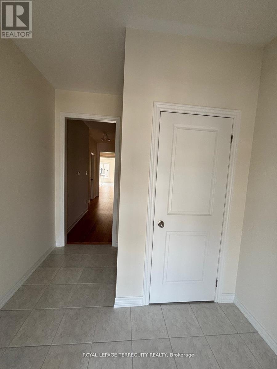 1141 Cameo Street, Pickering, Ontario  L1X 0L7 - Photo 21 - E13609024