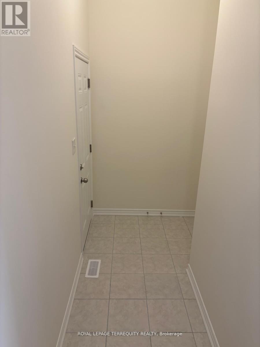 1141 Cameo Street, Pickering, Ontario  L1X 0L7 - Photo 3 - E13609024