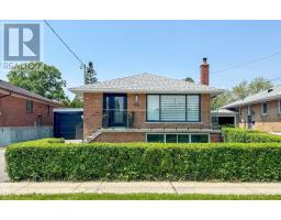 70 WEXFORD BOULEVARD, Toronto, Ontario