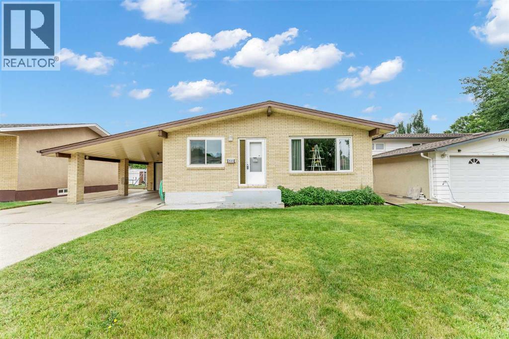2689 Thompson Crescent Se, Medicine Hat, Alberta  T1B 1C5 - Photo 1 - A2329282