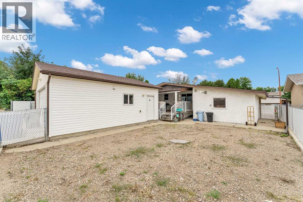 2689 Thompson Crescent Se, Medicine Hat, Alberta  T1B 1C5 - Photo 45 - A2329282