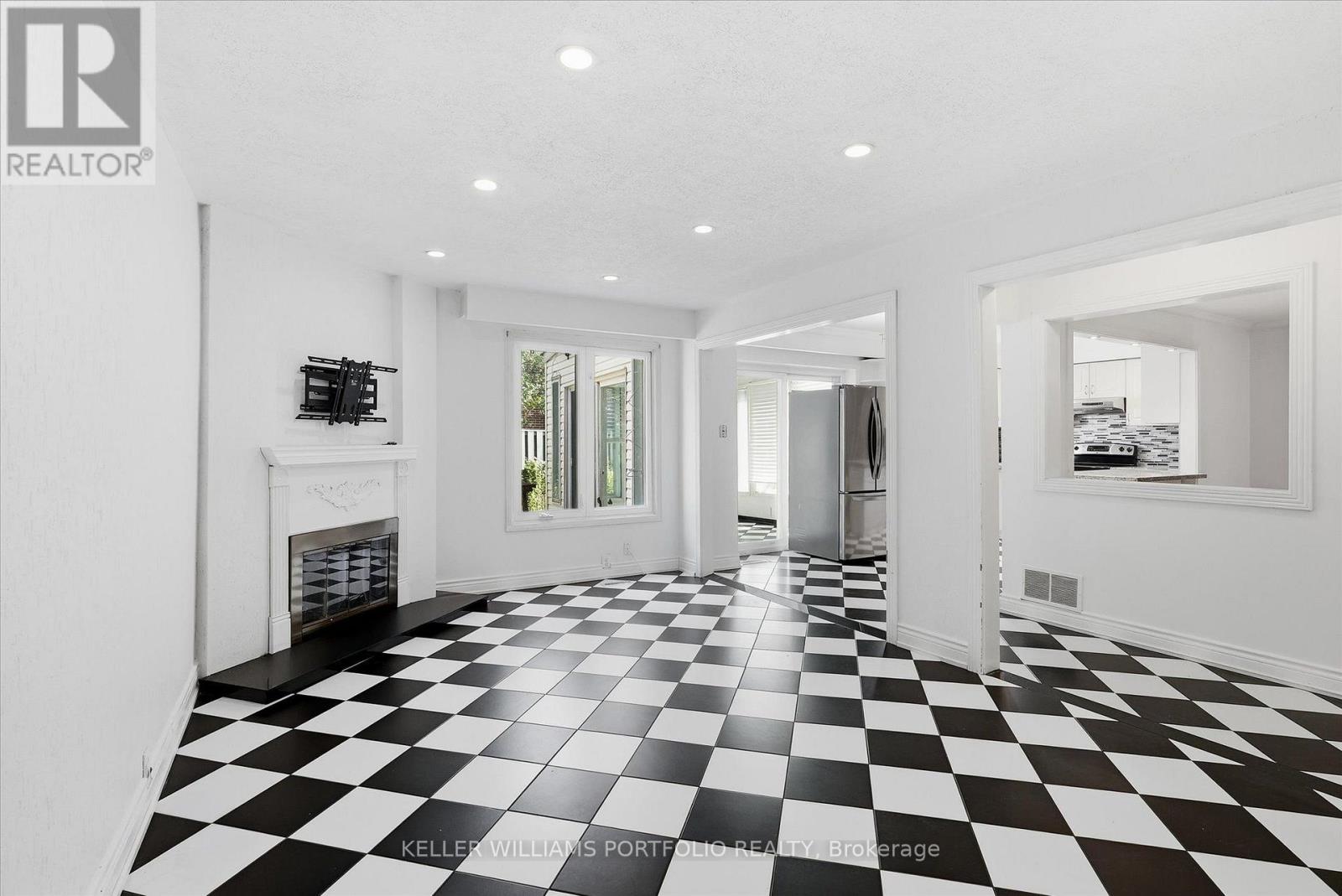 73 Jessica Gardens, Vaughan, Ontario  L4J 3G1 - Photo 15 - N13609032