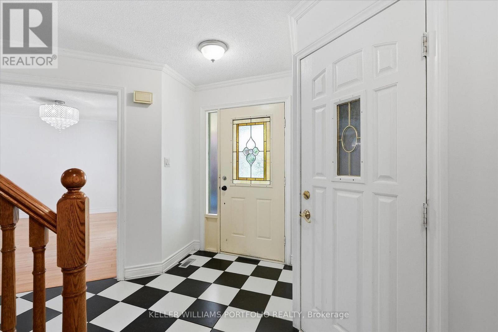 73 Jessica Gardens, Vaughan, Ontario  L4J 3G1 - Photo 5 - N13609032