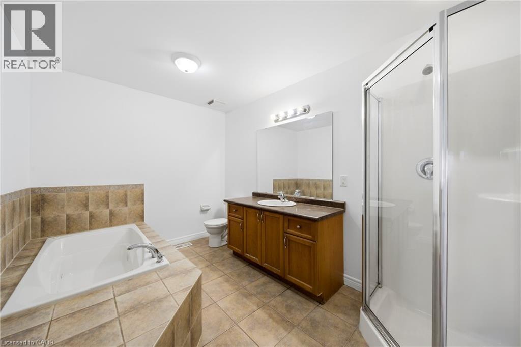 441 Stonehenge Drive Unit# 32, Ancaster, Ontario  L9K 0B1 - Photo 36 - 40847200