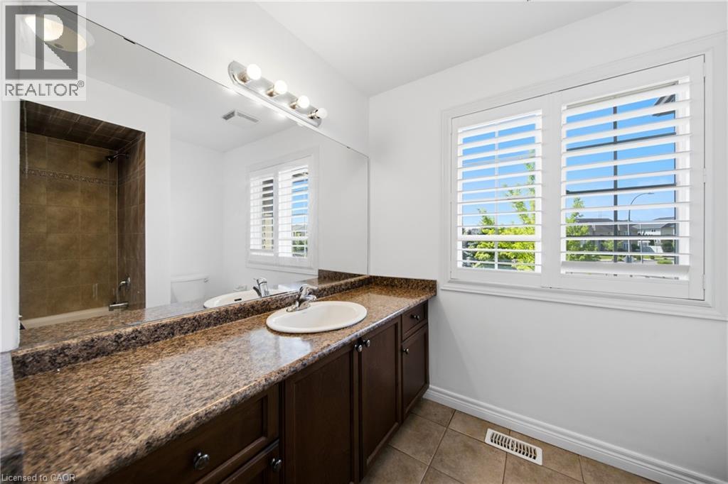 441 Stonehenge Drive Unit# 32, Ancaster, Ontario  L9K 0B1 - Photo 29 - 40847200