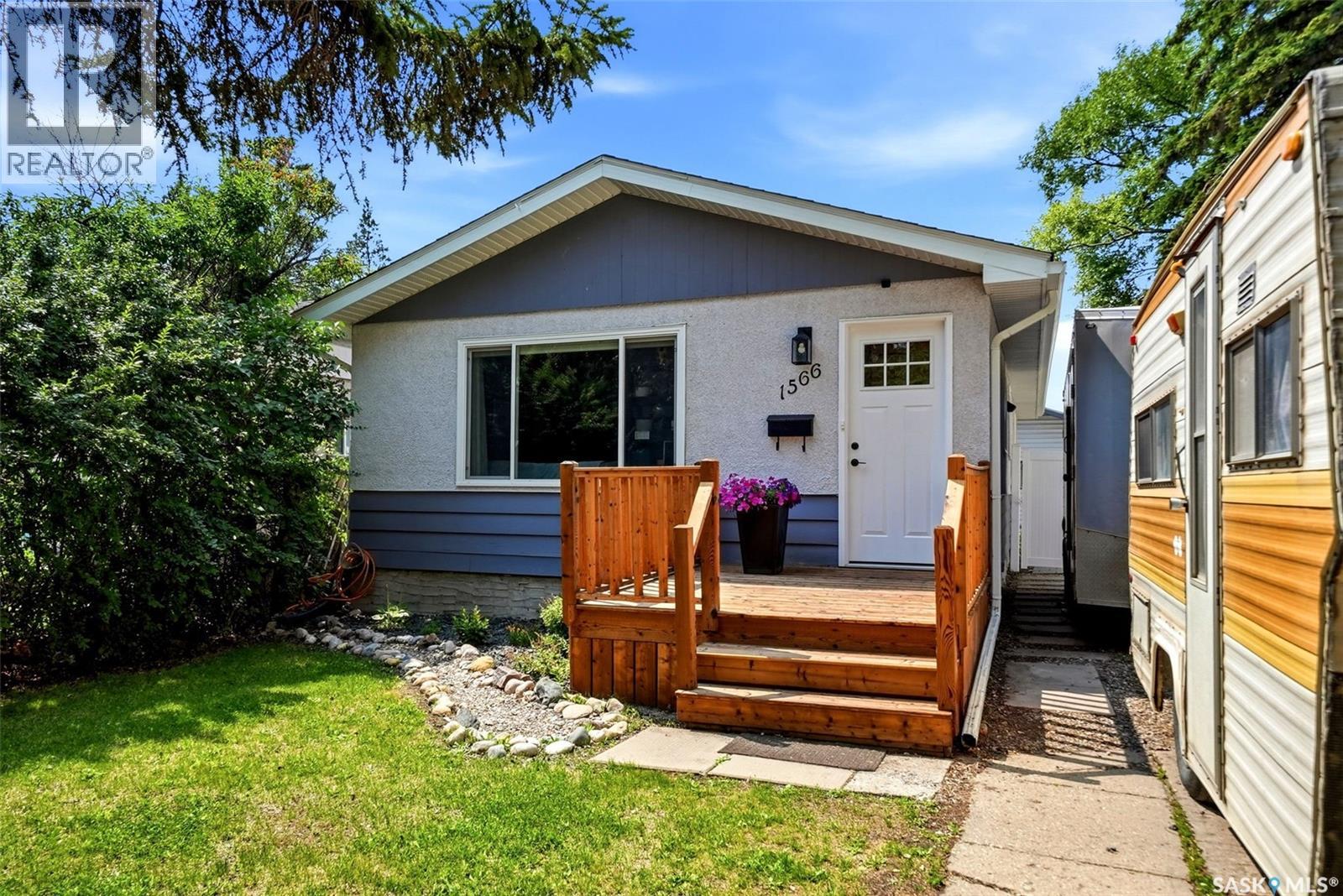 1566 Grosvenor Street, Regina, Saskatchewan  S4N 4C6 - Photo 23 - SK043761