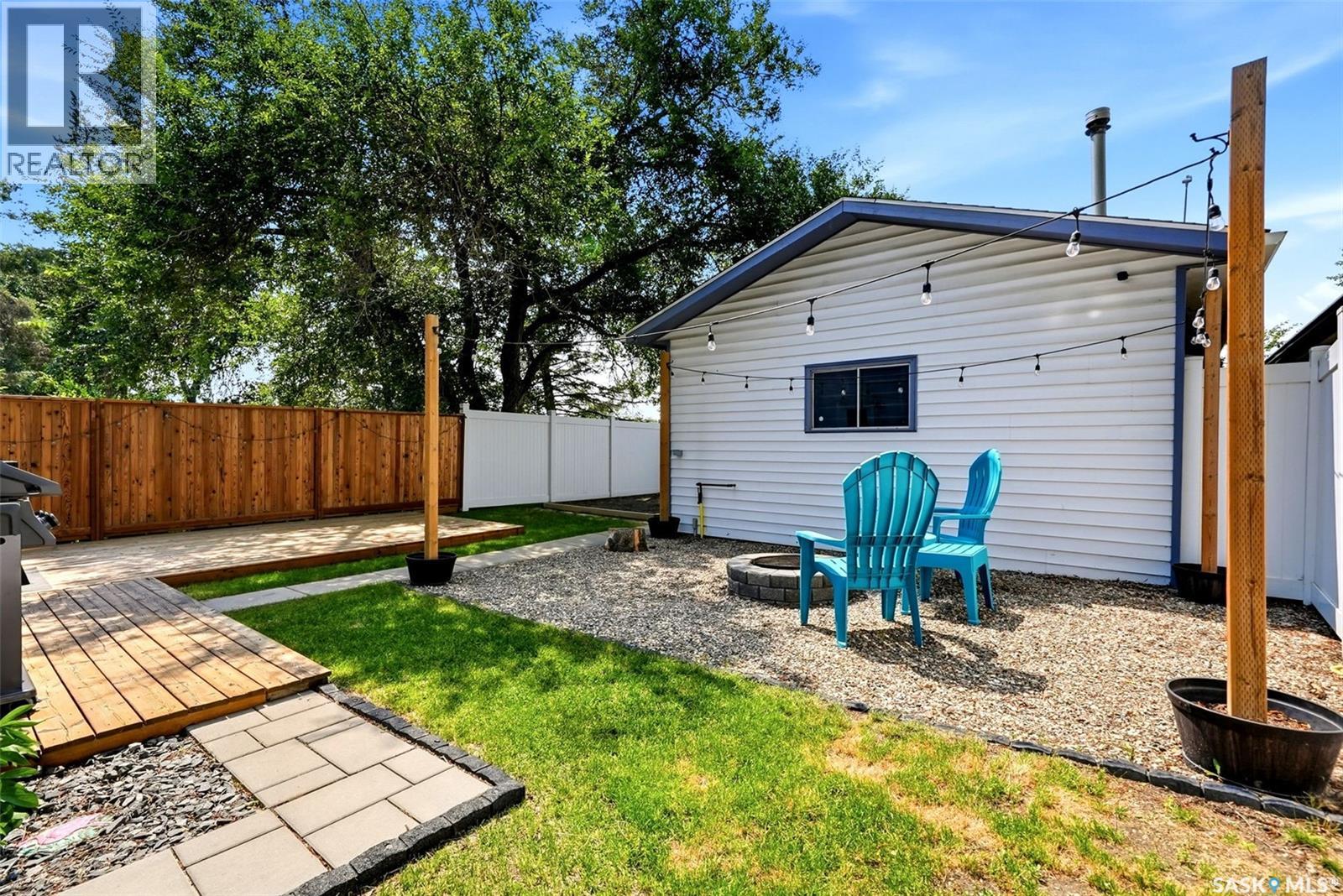 1566 Grosvenor Street, Regina, Saskatchewan  S4N 4C6 - Photo 25 - SK043761