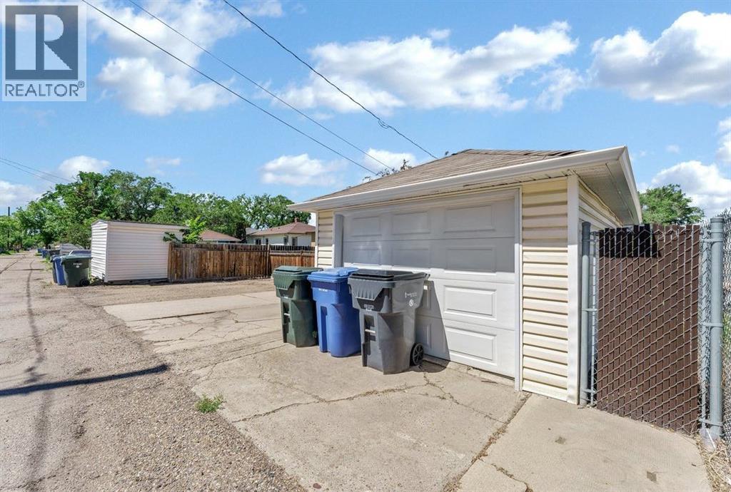 53 3 Street Sw, Medicine Hat, Alberta  T1A 4C4 - Photo 41 - A2318762