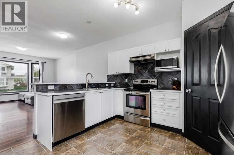 1001, 703 Luxstone Square Se, Airdrie, Alberta  T4B 0A4 - Photo 8 - A2311177