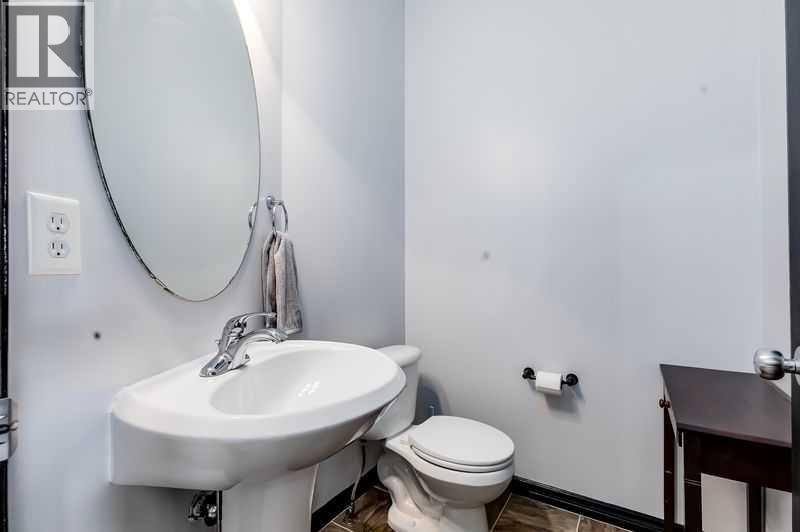 1001, 703 Luxstone Square Se, Airdrie, Alberta  T4B 0A4 - Photo 9 - A2311177