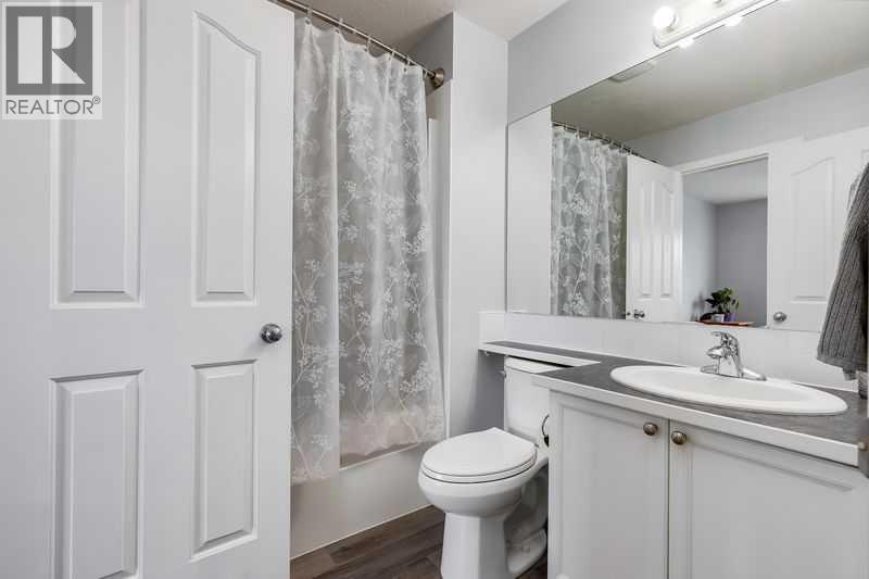 1001, 703 Luxstone Square Se, Airdrie, Alberta  T4B 0A4 - Photo 12 - A2311177