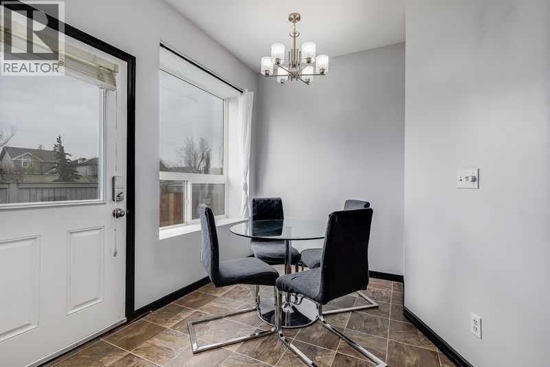 1001, 703 Luxstone Square Se, Airdrie, Alberta  T4B 0A4 - Photo 7 - A2311177