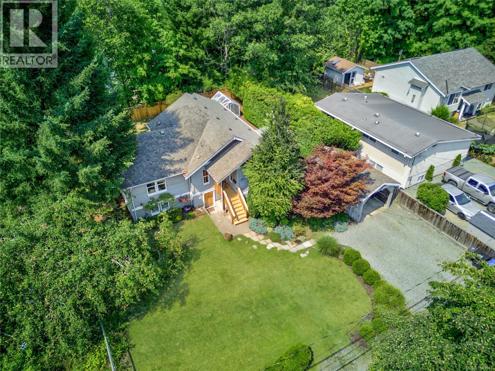 970 1st St, Courtenay, British Columbia