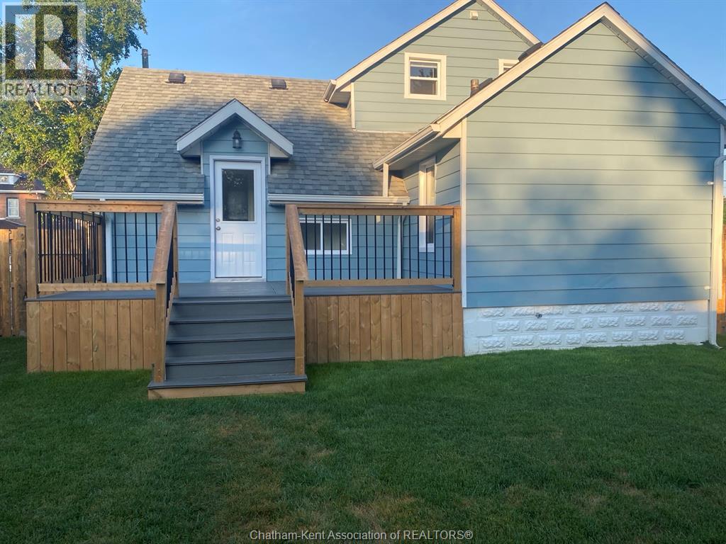 205 St.clair Street, Chatham, Ontario  N7L 3J4 - Photo 9 - 26018082