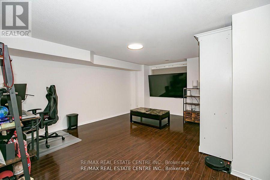 8 - 3985 Eglinton Avenue W, Mississauga, Ontario  L5M 0E7 - Photo 5 - W13515946