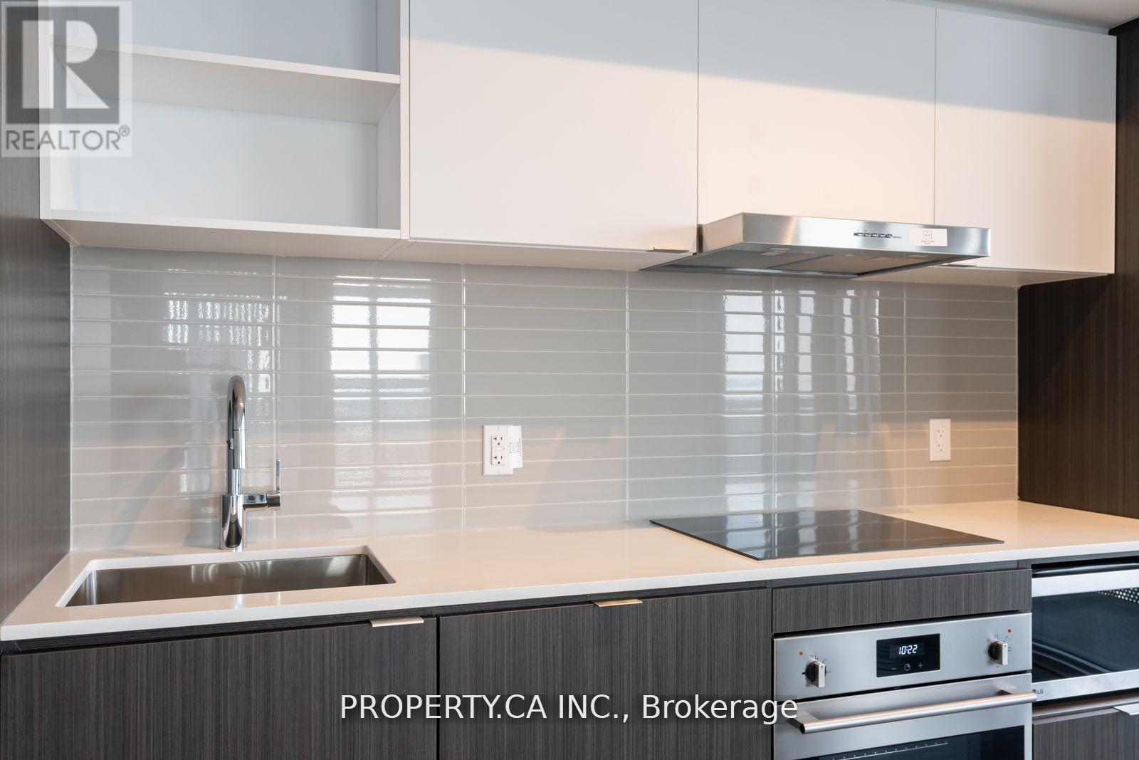 4205 - 55 Cooper Street, Toronto, Ontario  M5E 0G1 - Photo 3 - C13609156