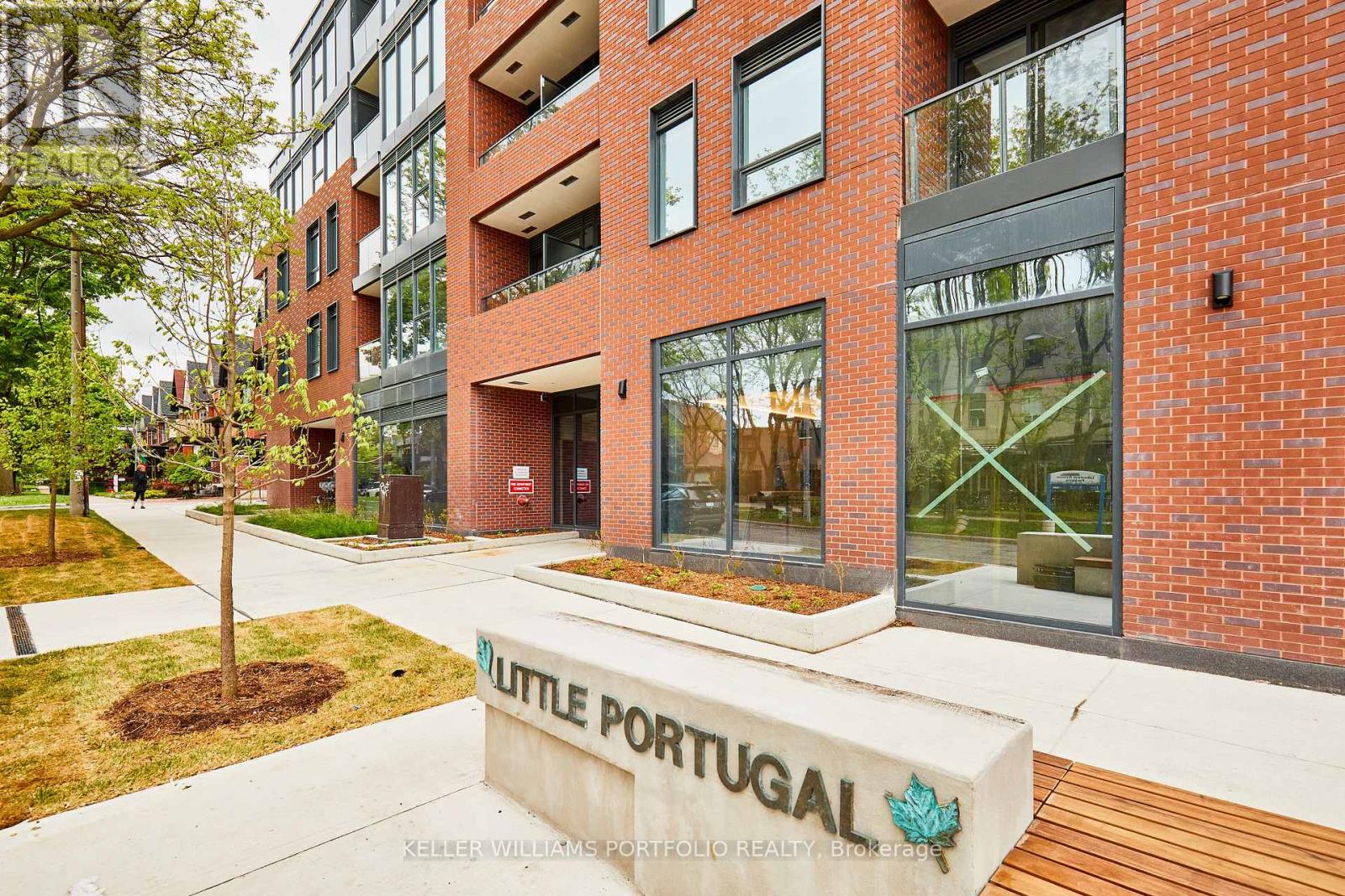 520 - 5 LAKEVIEW AVENUE - Photo 32