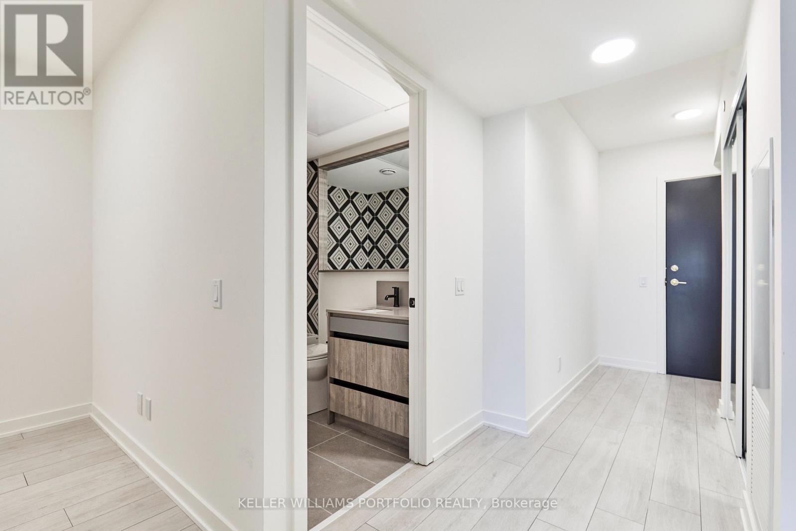 520 - 5 LAKEVIEW AVENUE - Photo 9