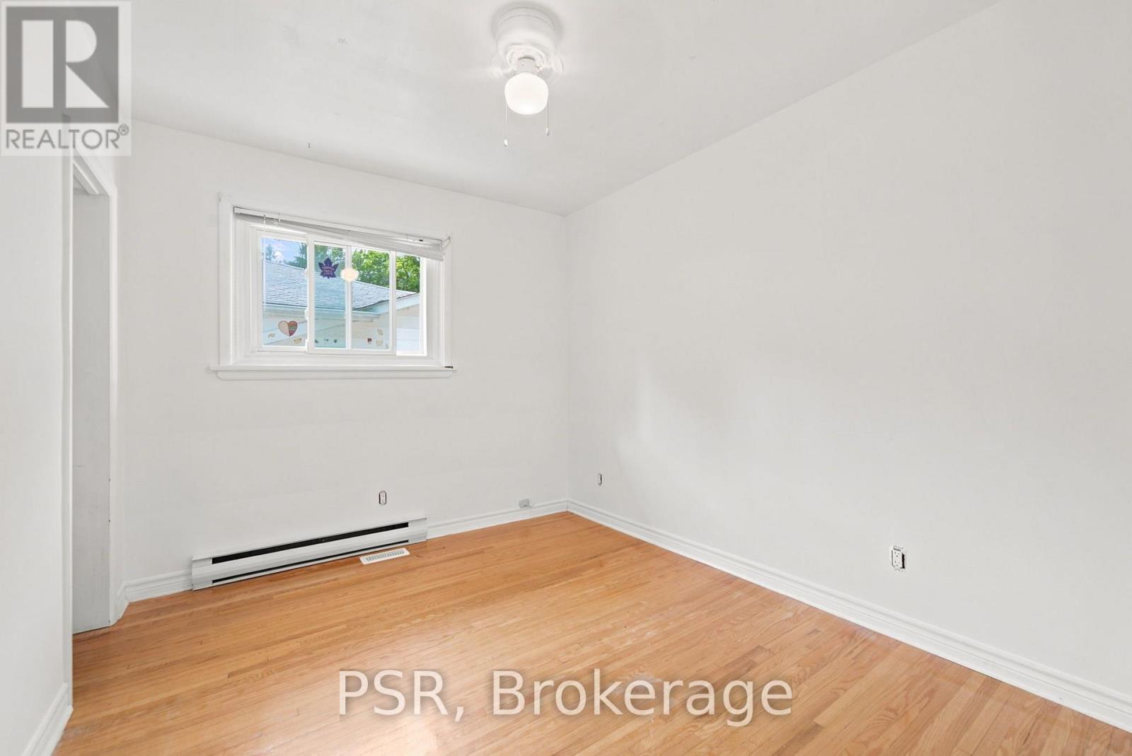 Upper - 531 Rodd Avenue, Pickering, Ontario  L1W 2B1 - Photo 16 - E13609236