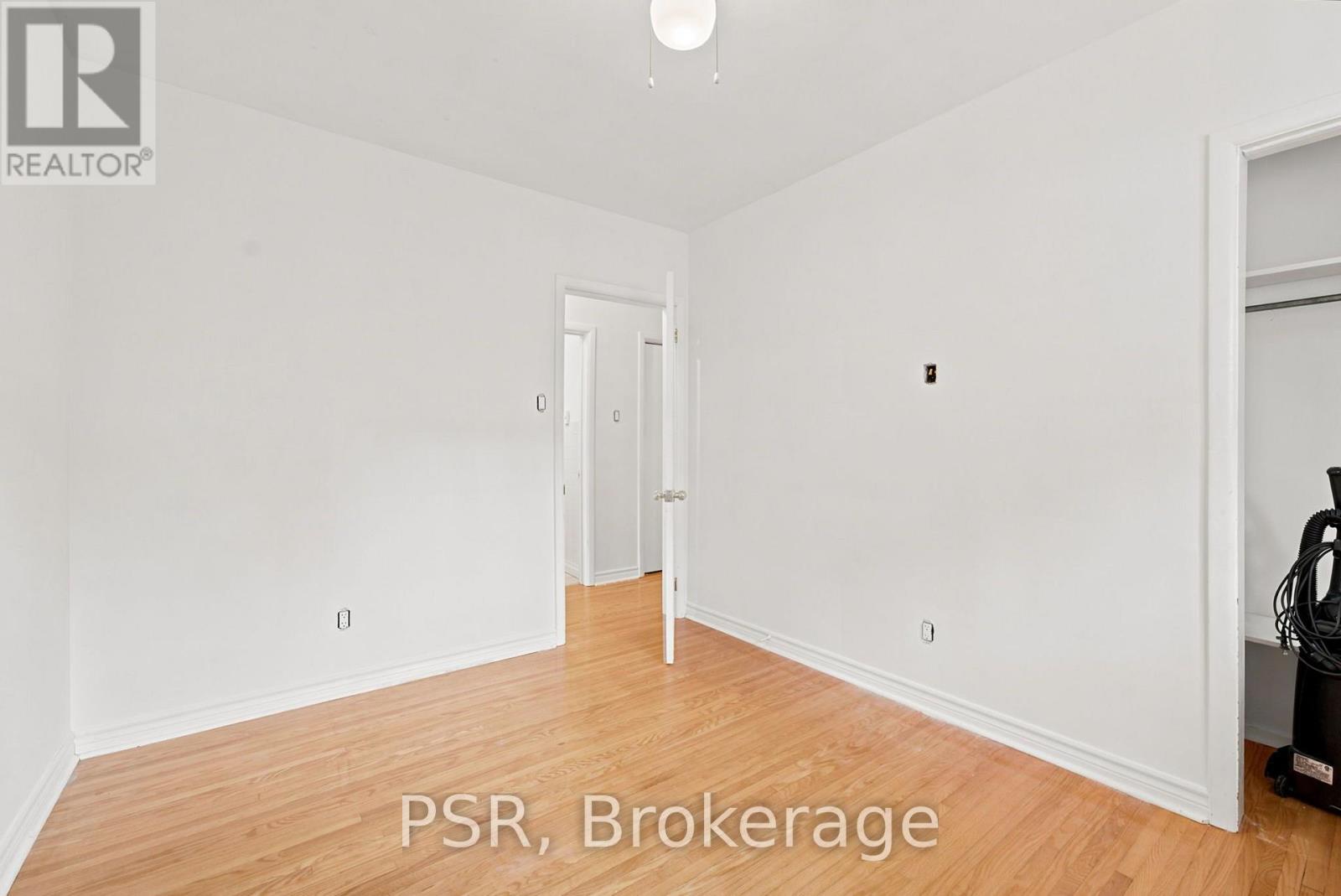 Upper - 531 Rodd Avenue, Pickering, Ontario  L1W 2B1 - Photo 17 - E13609236