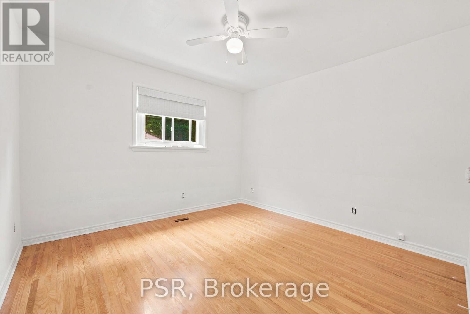 Upper - 531 Rodd Avenue, Pickering, Ontario  L1W 2B1 - Photo 18 - E13609236