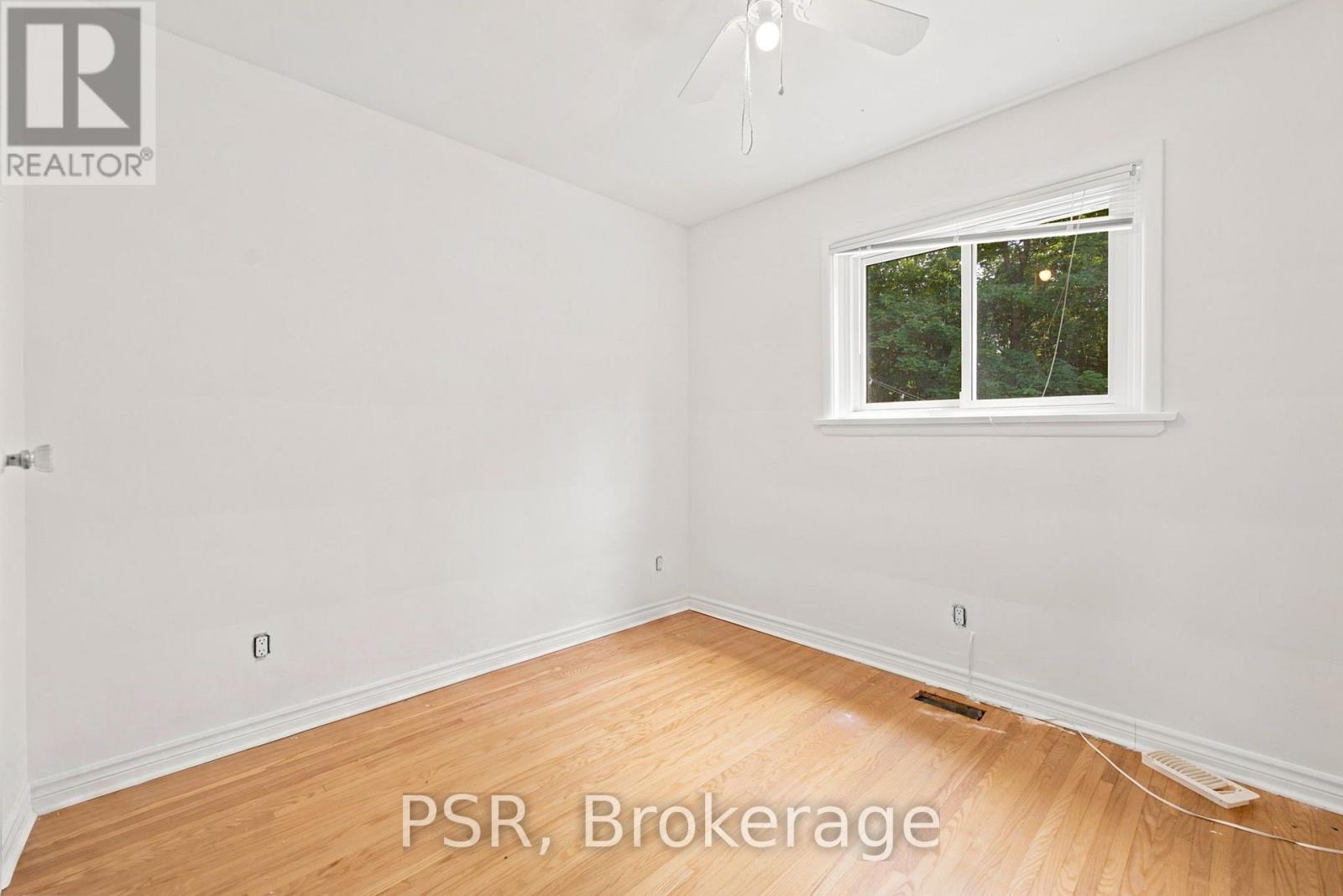 Upper - 531 Rodd Avenue, Pickering, Ontario  L1W 2B1 - Photo 22 - E13609236