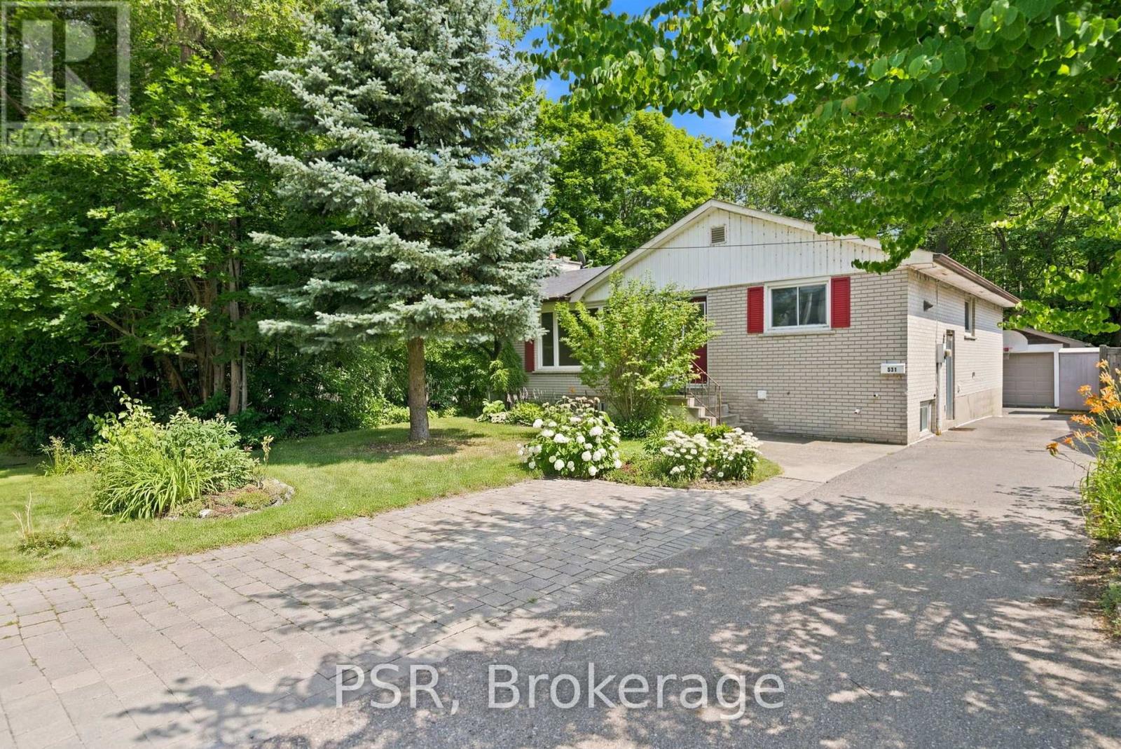 Upper - 531 Rodd Avenue, Pickering, Ontario  L1W 2B1 - Photo 5 - E13609236