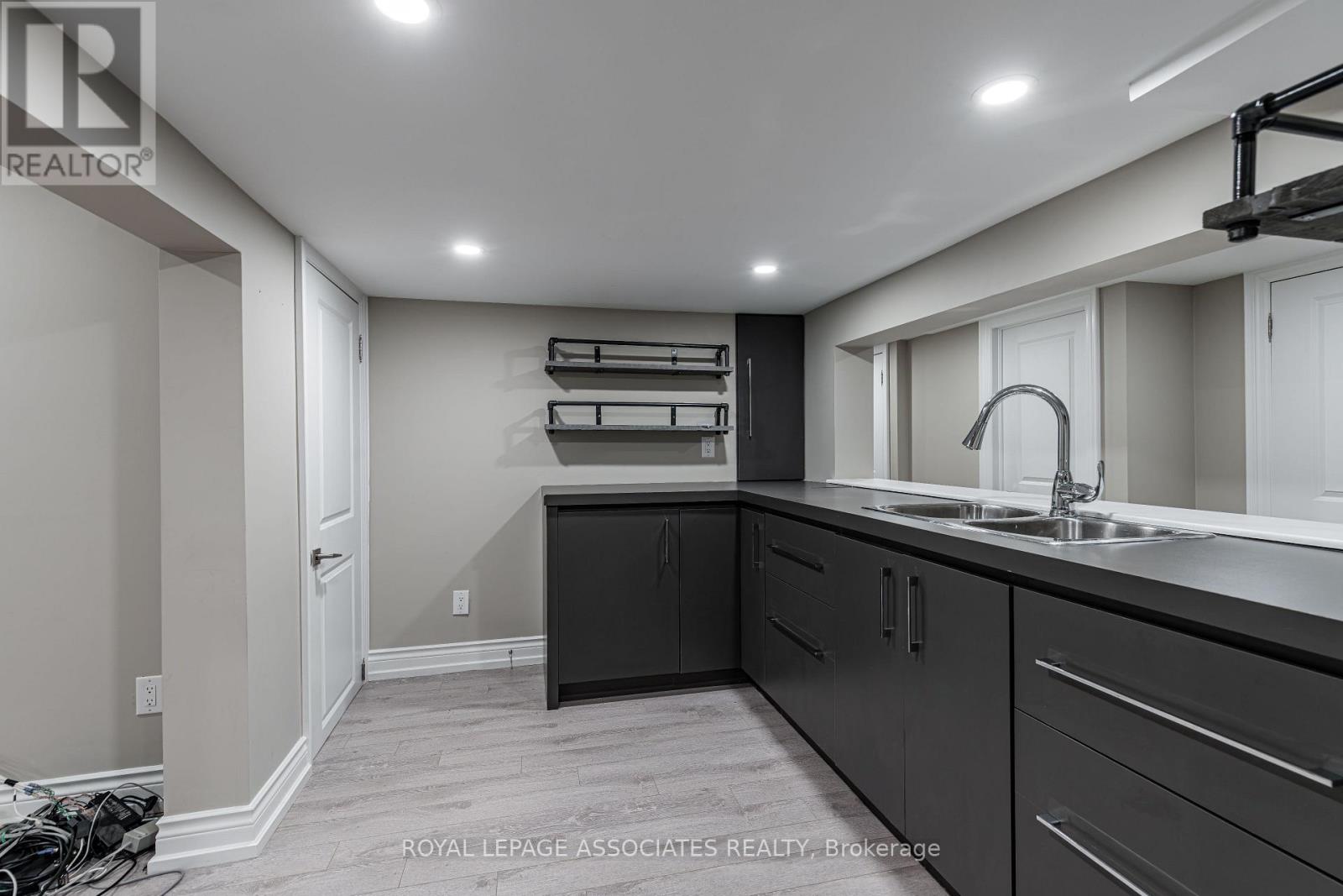 156 MARIA ANTONIA ROAD - Photo 36