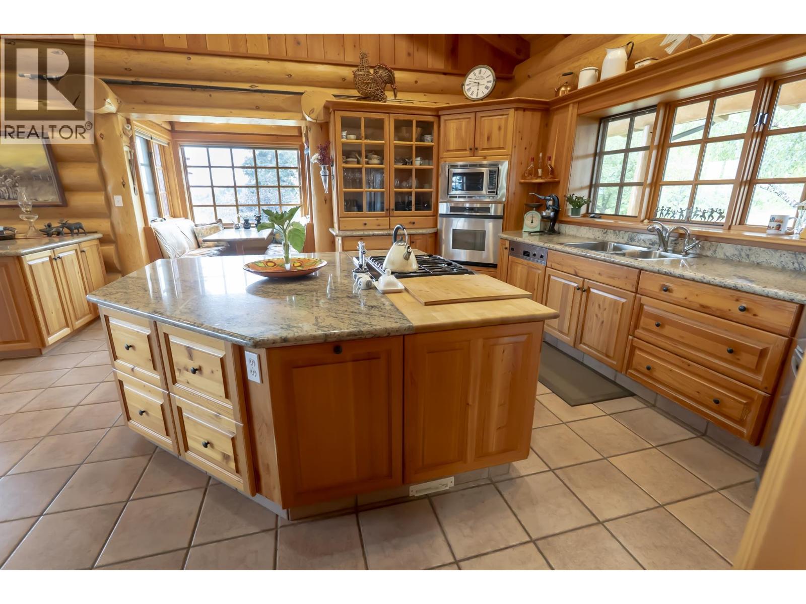 13516 S 27 Highway, Fort St. James, British Columbia  V0J 1P0 - Photo 4 - R3149686