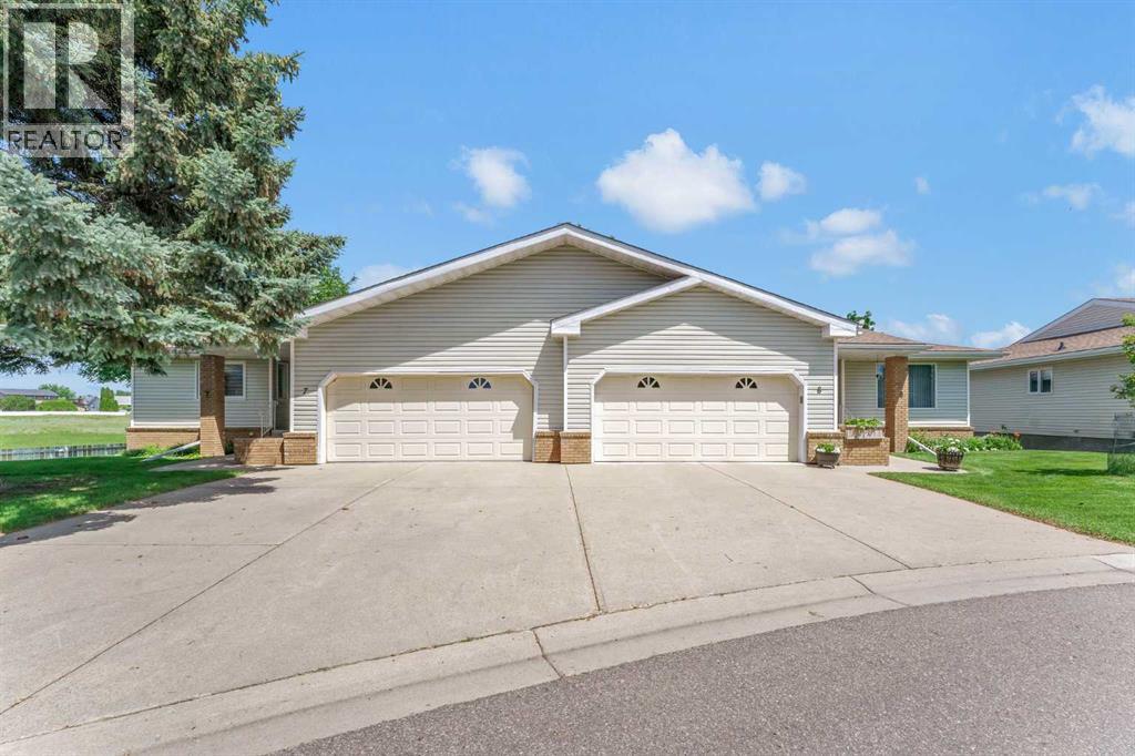 7, 459 Carry Drive Se, Medicine Hat, Alberta  T1B 3W1 - Photo 2 - A2323630