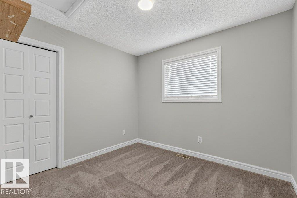 1064 Cy Becker Rd NW, Edmonton, Alberta  T5Z 0J1 - Photo 28 - E4500838