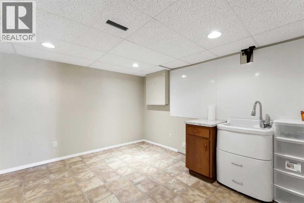 7, 459 Carry Drive Se, Medicine Hat, Alberta  T1B 3W1 - Photo 28 - A2323630