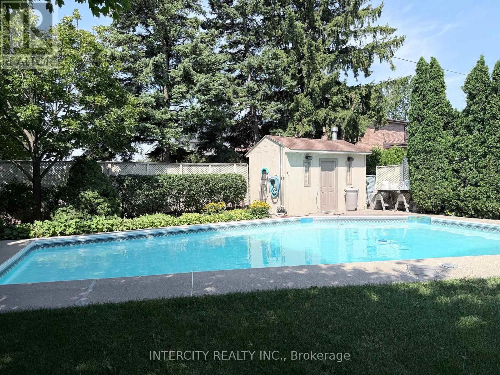 36 STRATHBURN BOULEVARD - Photo 22