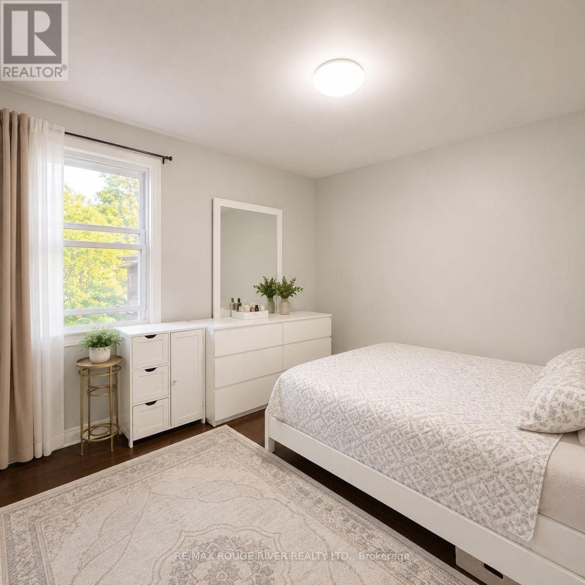 Upper Unit - 283 East 45th Street, Hamilton, Ontario  L8T 3K7 - Photo 9 - X13609186