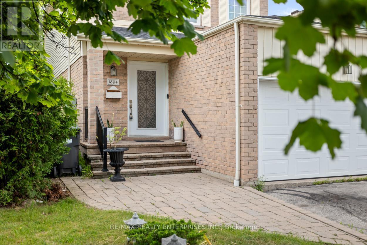 1804 Princelea Place, Mississauga, Ontario  L5M 3R8 - Photo 7 - W13535514