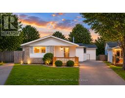 22 BLACKHORNE CRESCENT, Kitchener, Ontario
