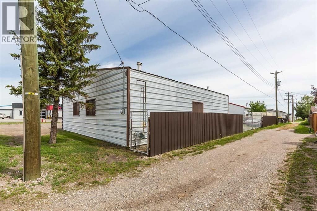604 12 Street, Fort Macleod, Alberta  T0L 0Z0 - Photo 6 - A2323295