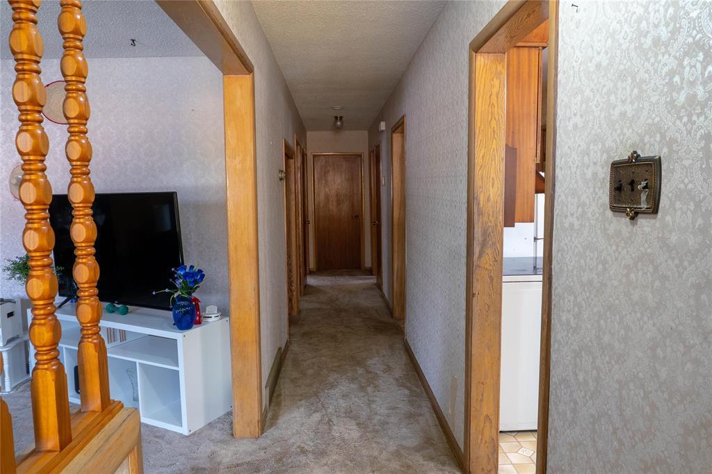 994 Manhattan Avenue, Winnipeg, Manitoba  R2L 1C2 - Photo 2 - 202618707