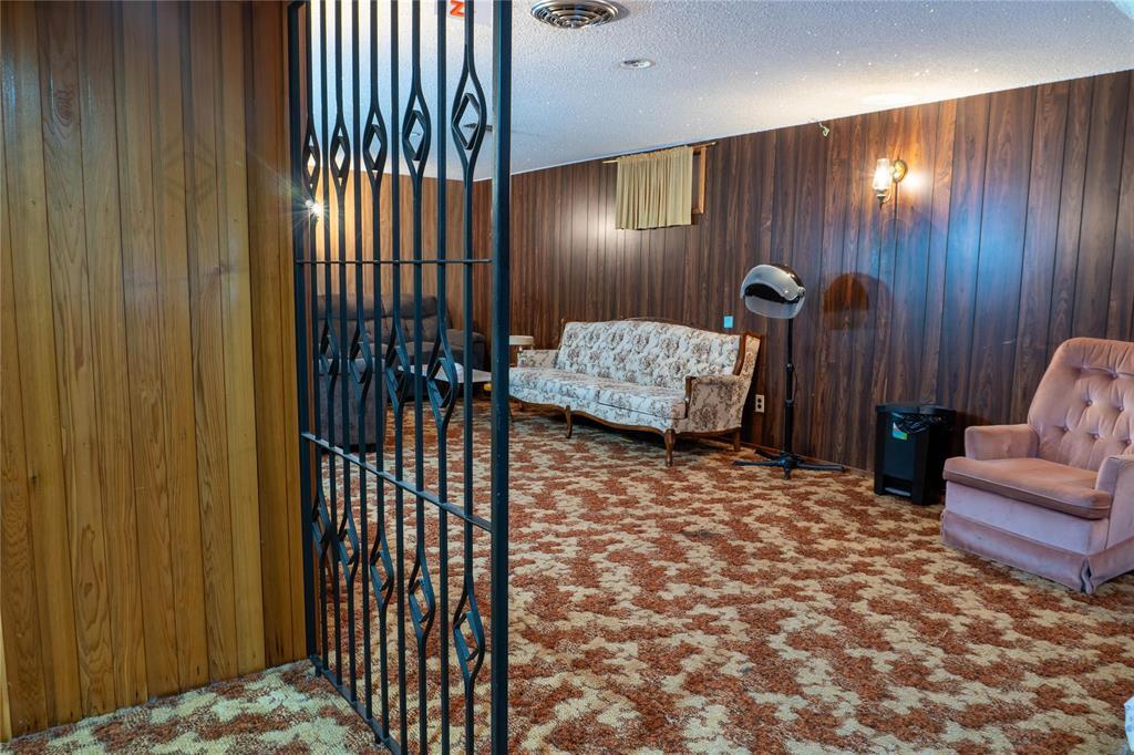 994 Manhattan Avenue, Winnipeg, Manitoba  R2L 1C2 - Photo 14 - 202618707