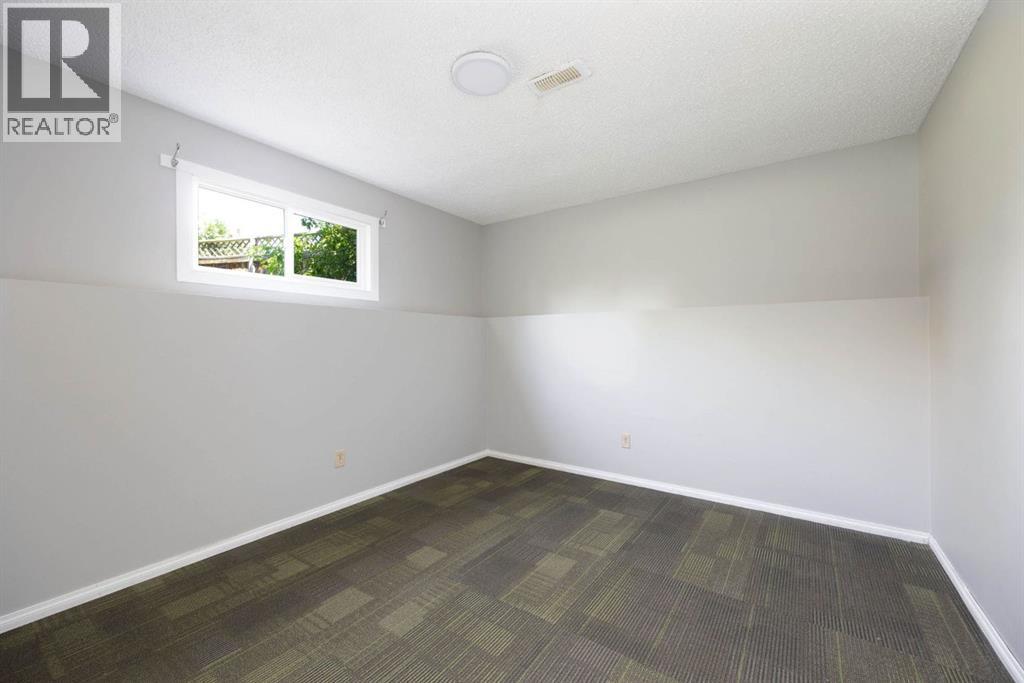 185 Eymundson Road, Fort Mcmurray, Alberta  T9H 4A4 - Photo 19 - A2325104
