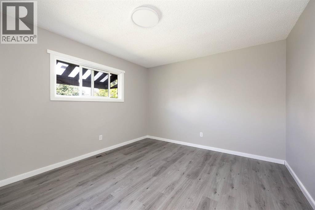 185 Eymundson Road, Fort Mcmurray, Alberta  T9H 4A4 - Photo 12 - A2325104