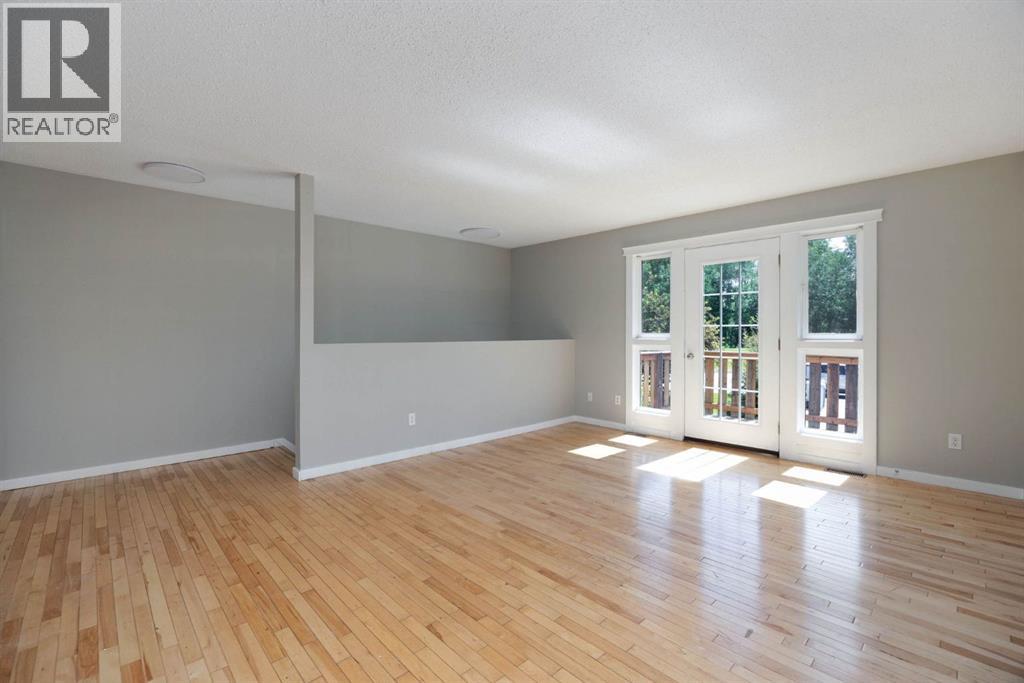 185 Eymundson Road, Fort Mcmurray, Alberta  T9H 4A4 - Photo 4 - A2325104