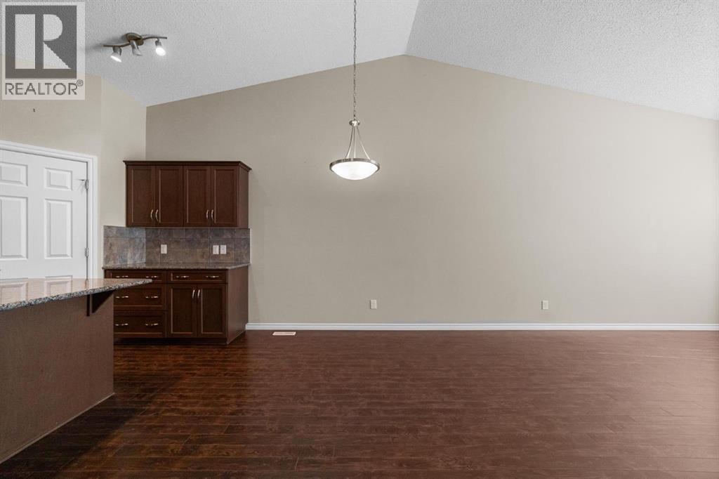 12, 5021 34 Avenue, Camrose, Alberta  T4V 5G2 - Photo 11 - A2330498