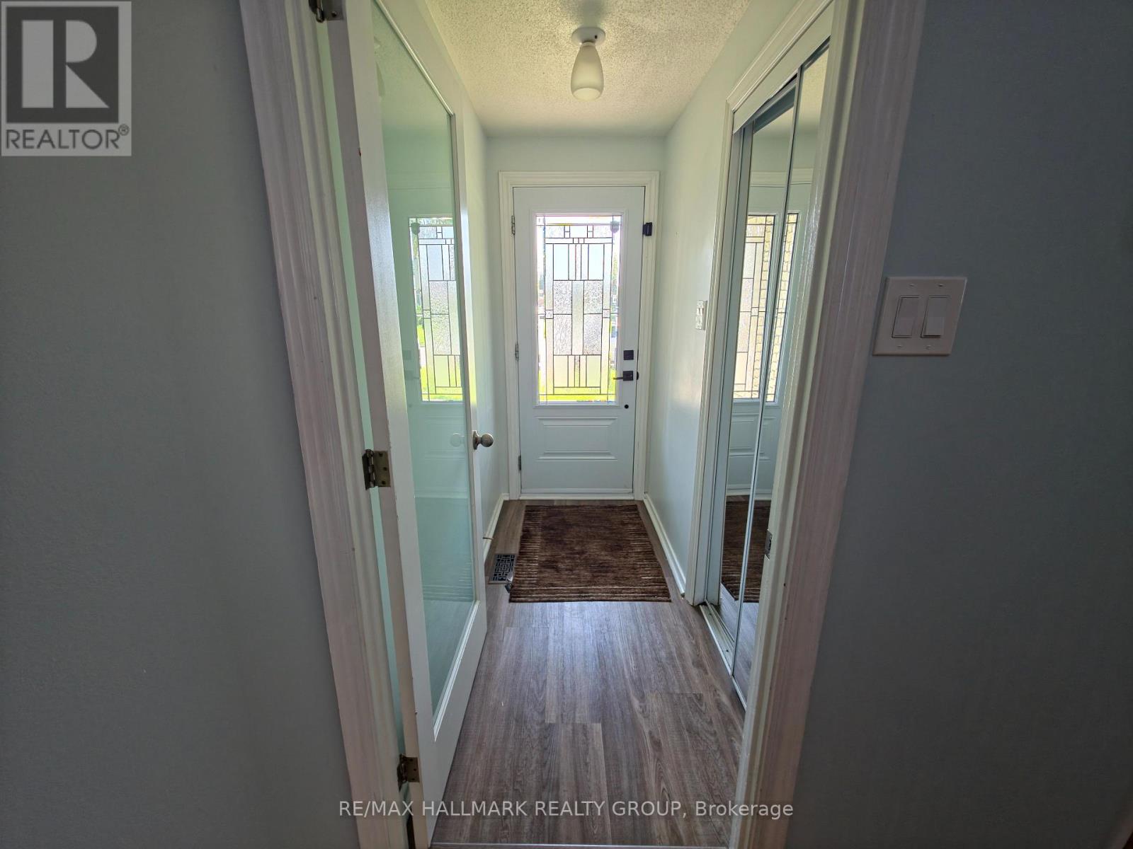 16 Tedwyn Drive, Ottawa, Ontario  K2J 1T8 - Photo 4 - X13609376