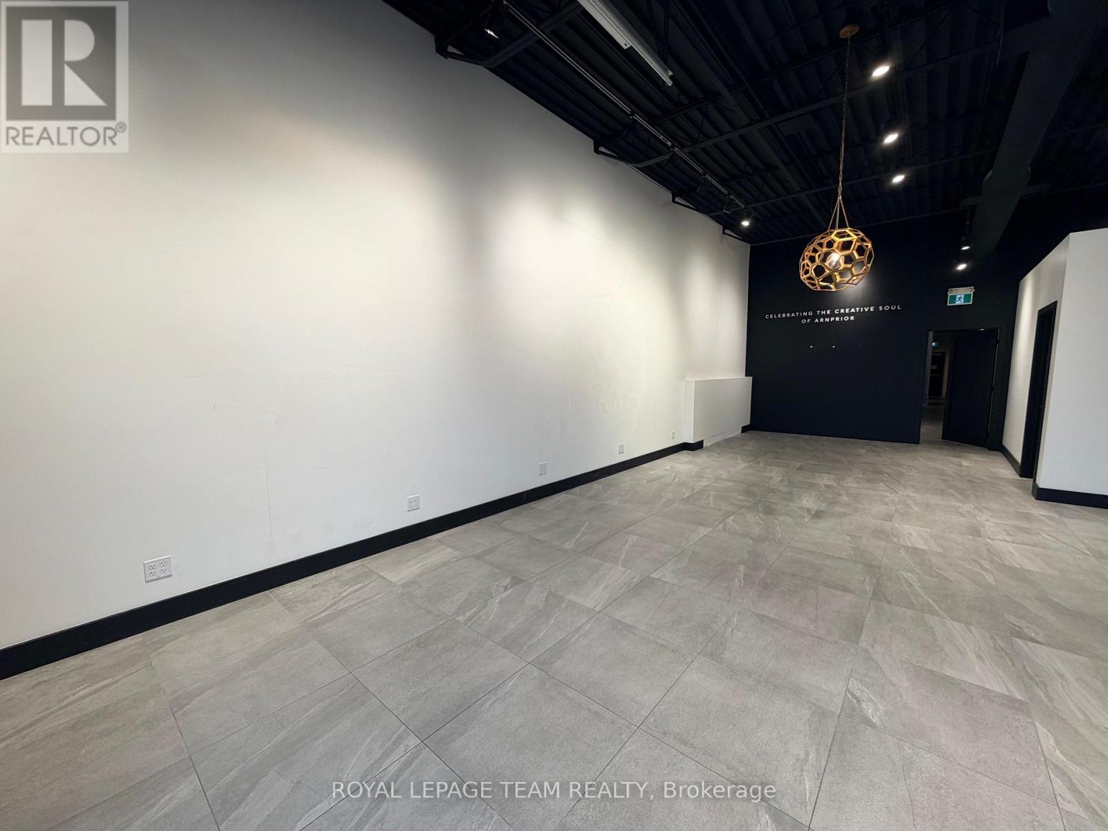 60 Elgin Street W, Arnprior, Ontario  K7S 1N6 - Photo 3 - X13609460